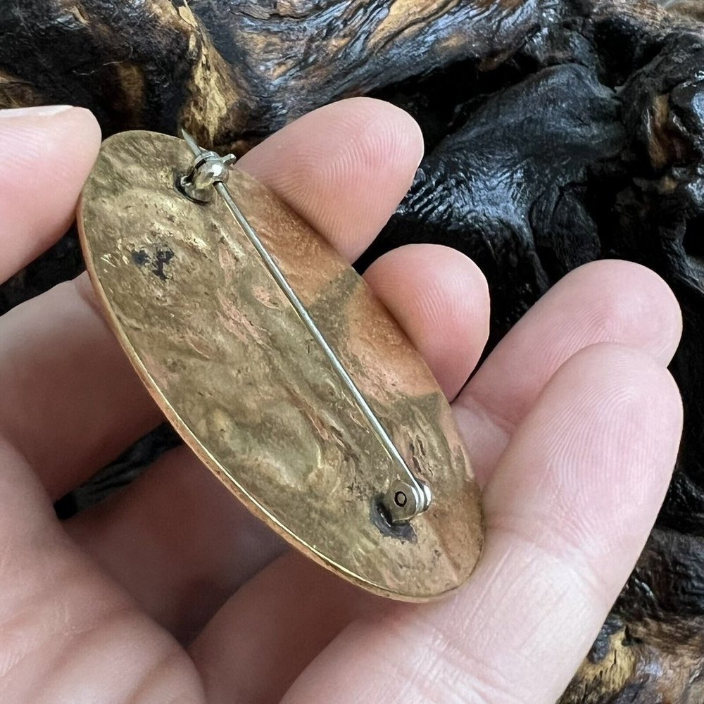 Vintage Art Nouveau Brooch Pin Brass Oval Gold Tone Fairy Woman Embossed Metal - Picture 6 of 9